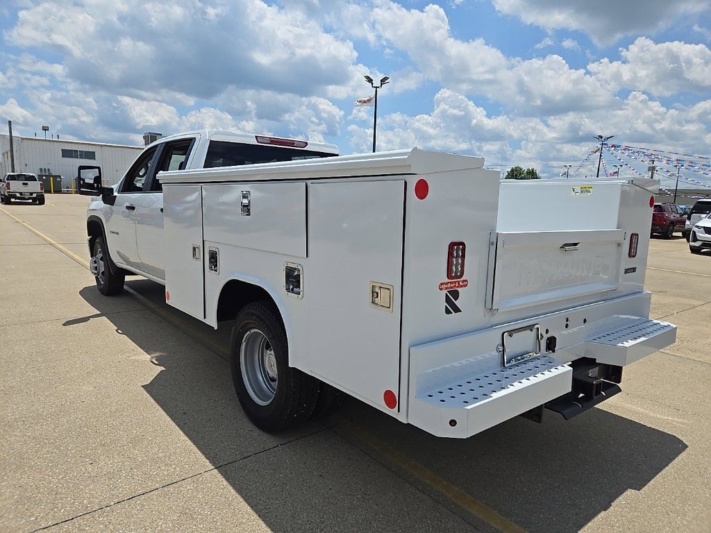 2025 Chevrolet Silverado 3500HD Work Truck photo 4