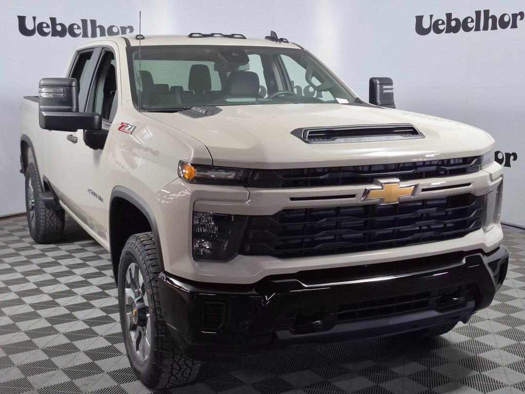 2026 Chevrolet Silverado 2500HD Custom's photo