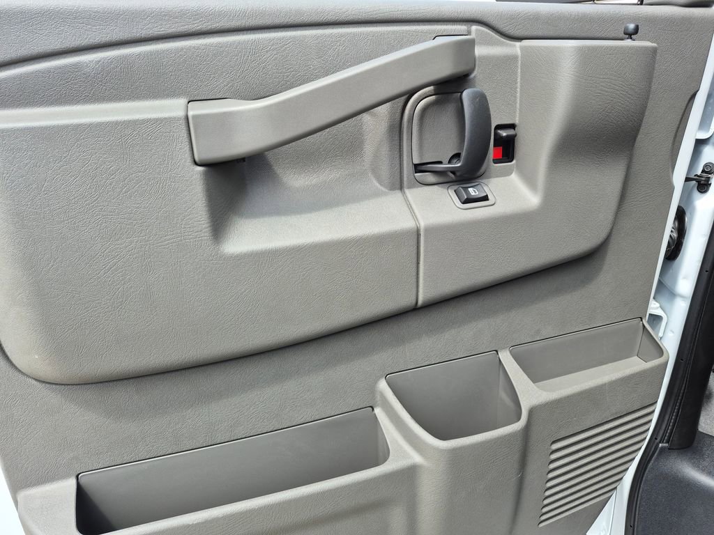 2026 Chevrolet Express Cargo Work Van - Photo 13