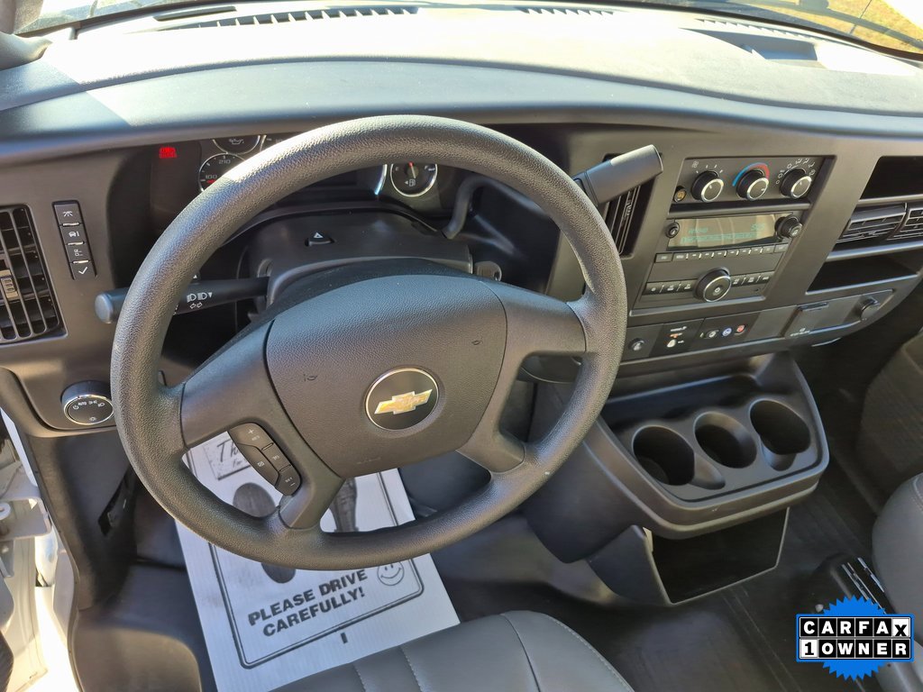 2024 Chevrolet Express 2500 Van Cargo photo 2