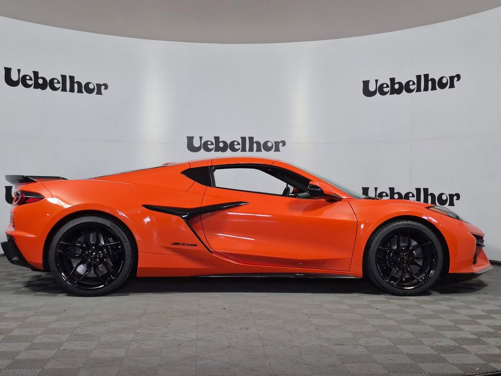 2026 Chevrolet Corvette 2LZ - Photo 8