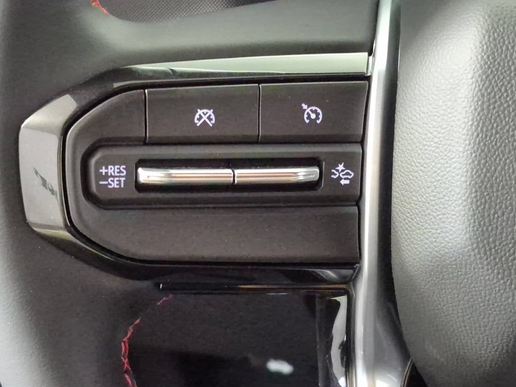 2026 Chevrolet Colorado Z71 - Photo 12
