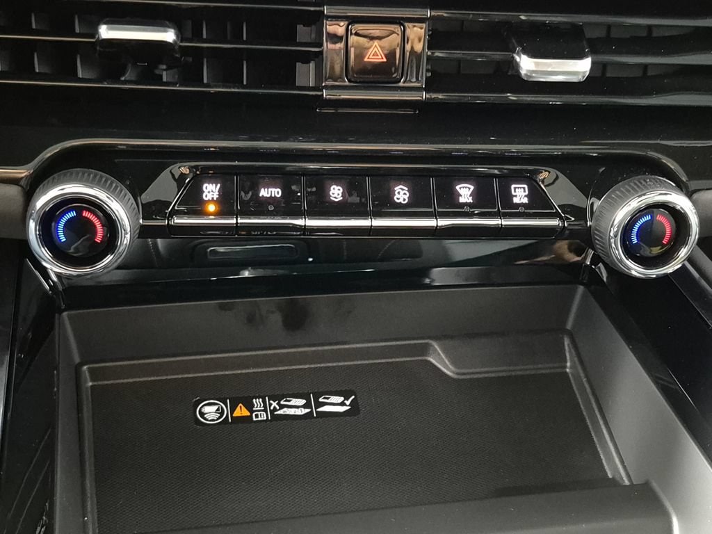 2026 Chevrolet Tahoe Premier - Photo 18