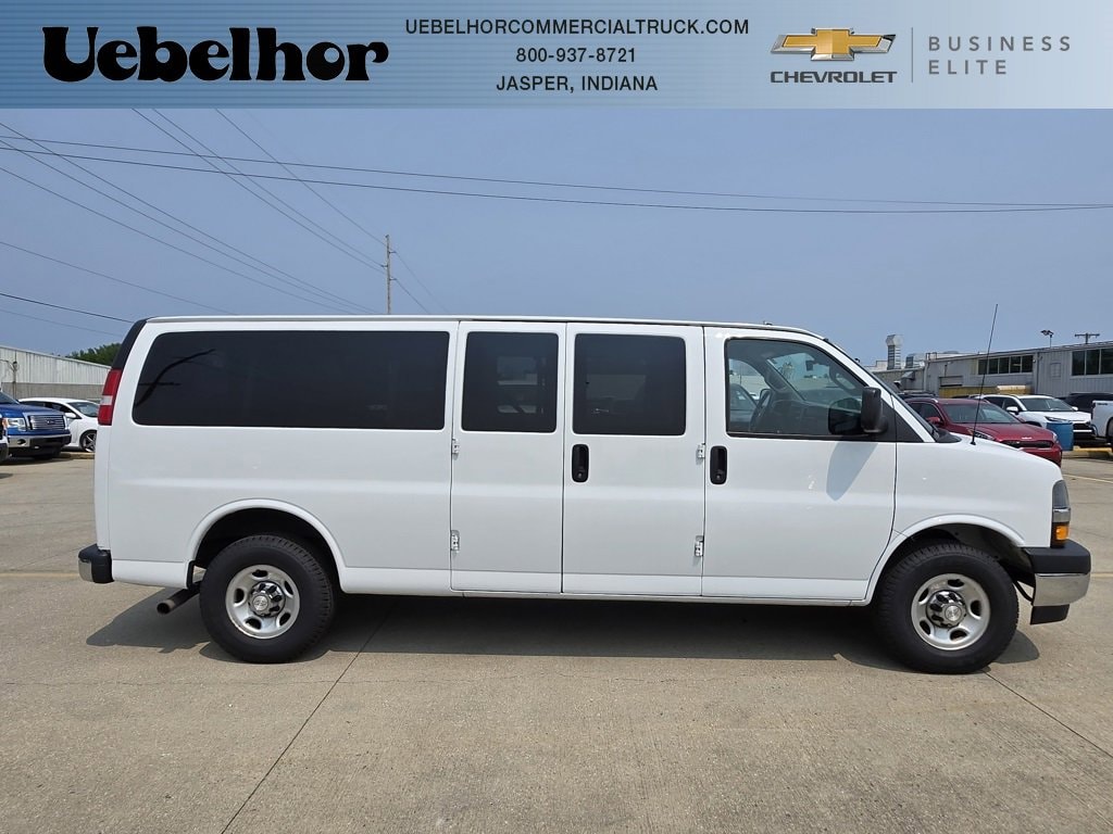 Used 2020 Chevrolet Express Passenger 3500 1LT Van Extended Passenger Van