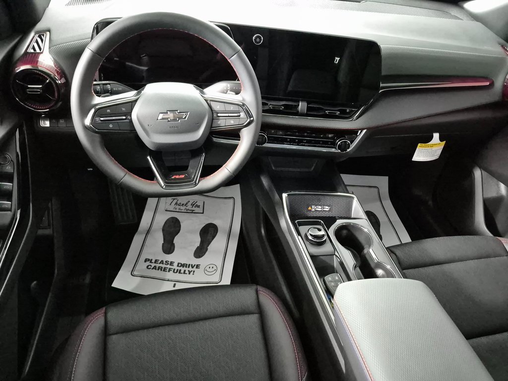 2026 Chevrolet Equinox RS photo 2
