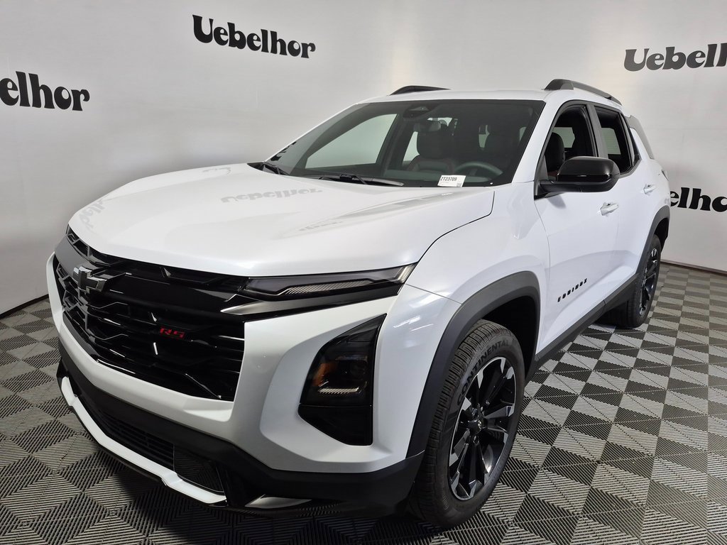 2026 Chevrolet Equinox RS photo 3