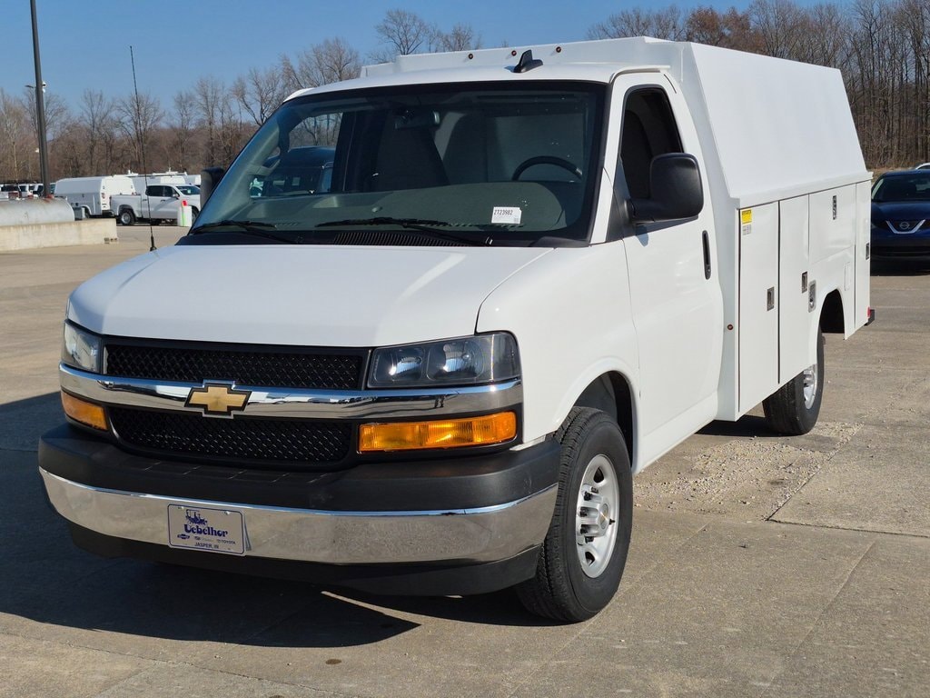 New 2025 Chevrolet Express Cutaway 3500 1WT Cutaway Van