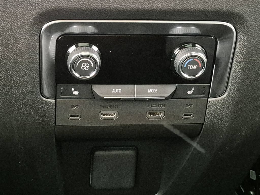 2026 Chevrolet Tahoe Premier - Photo 23