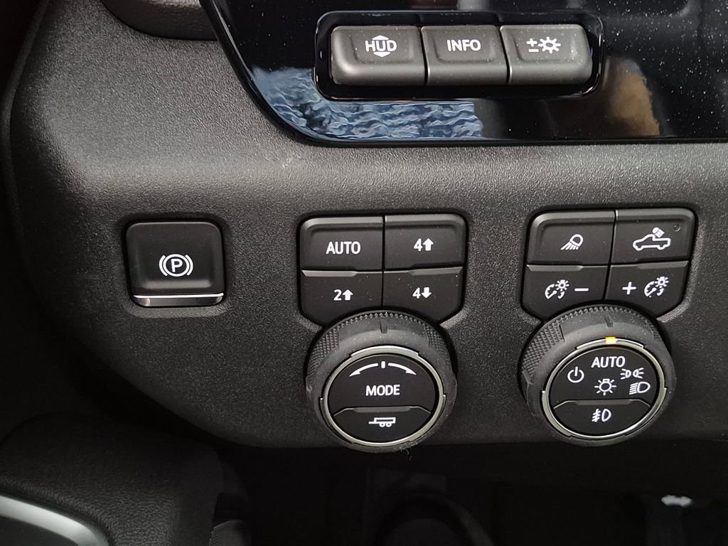 2026 Chevrolet Silverado 2500 HD High Country - Photo 16