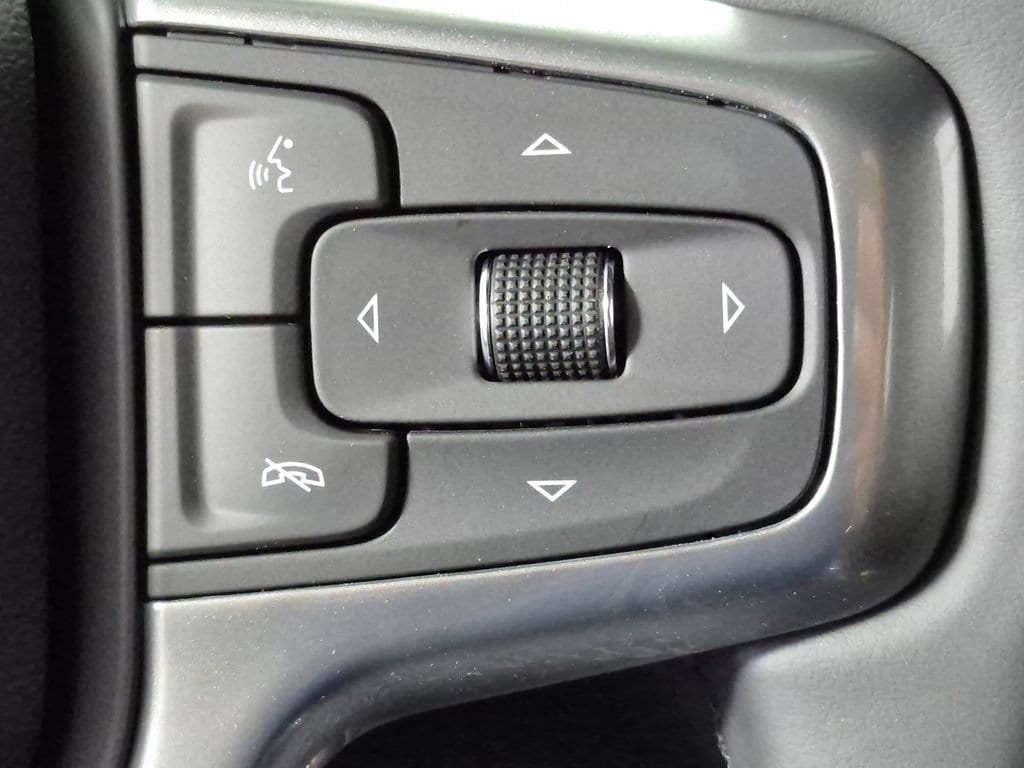 2026 Chevrolet Silverado 1500 RST - Photo 13