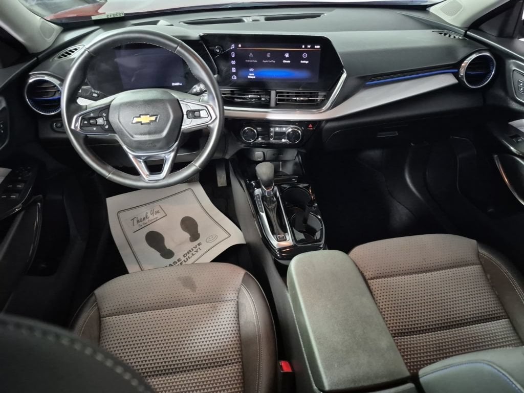 2024 Chevrolet Trax LT - Photo 19