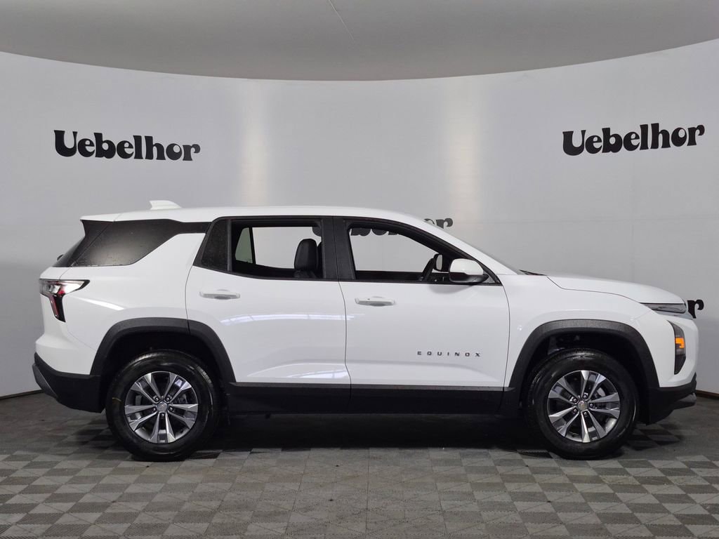 2026 Chevrolet Equinox LT - Photo 8