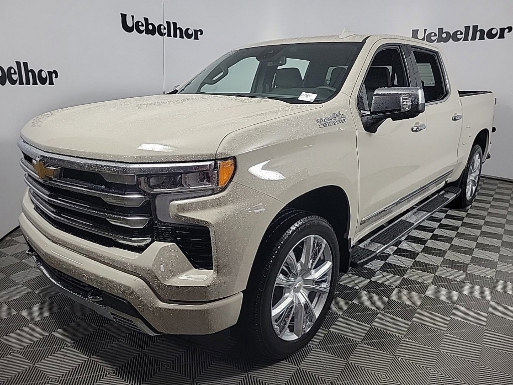 2026 Chevrolet Silverado 1500 High Country photo 3