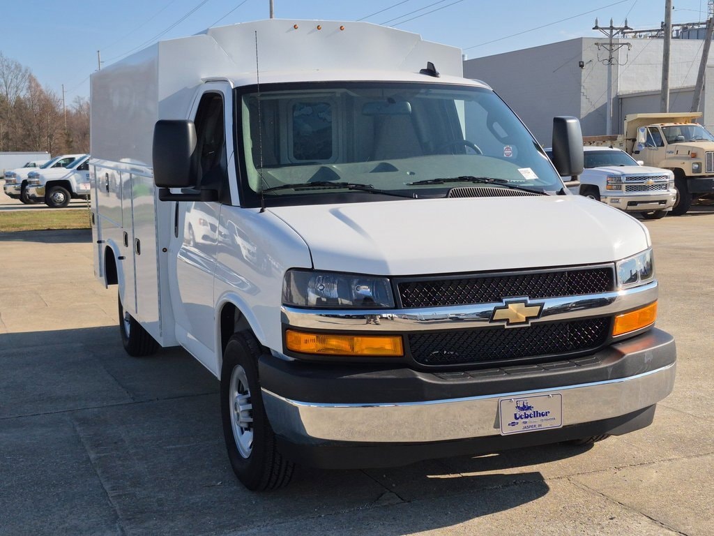 New 2025 Chevrolet Express Cutaway 3500 1WT Cutaway Van
