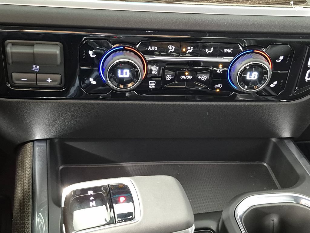 2026 Chevrolet Silverado 1500 RST - Photo 20