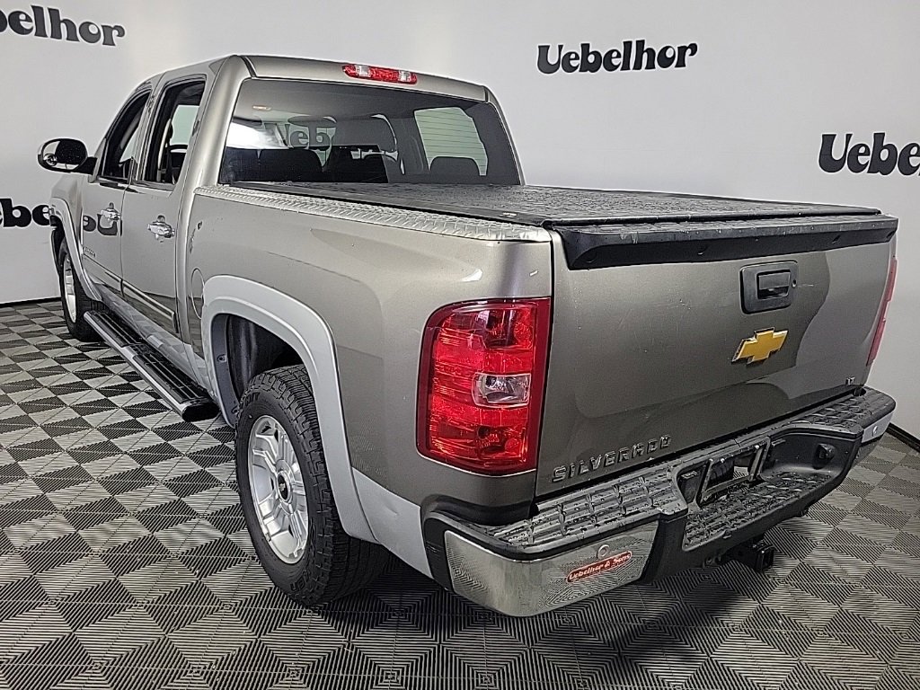 2012 Chevrolet Silverado 1500 LT photo 3