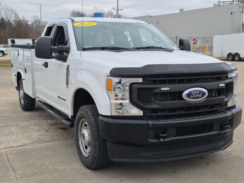 2021 Ford F-350 Super Duty XL's photo