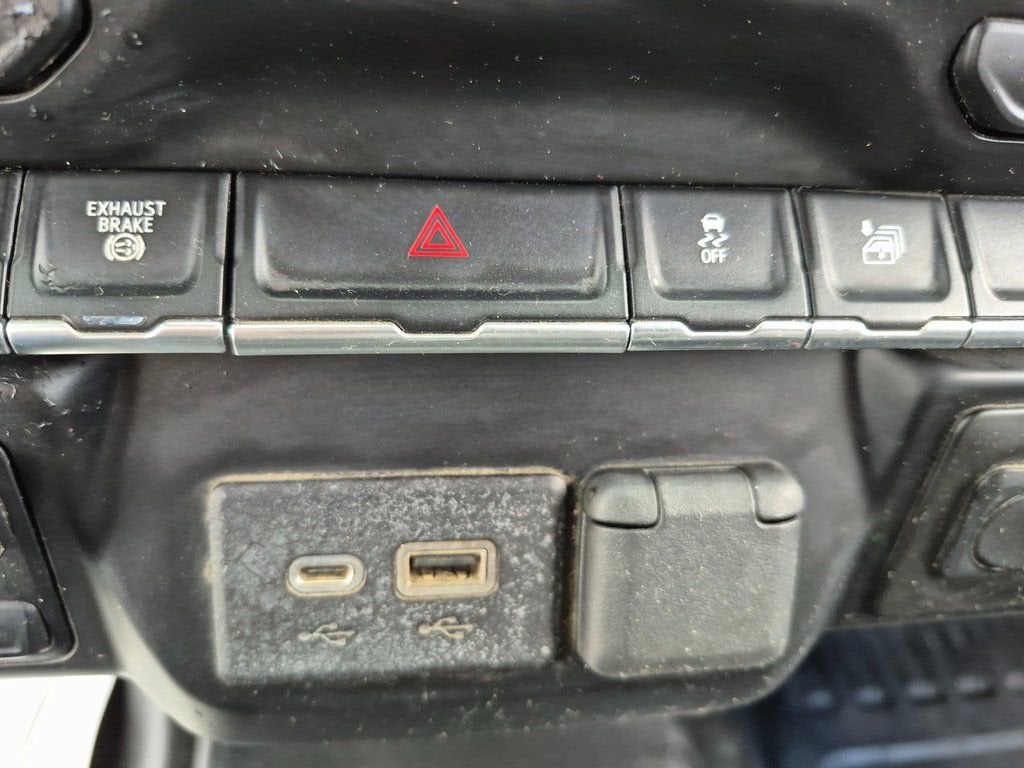 2022 Chevrolet Silverado 3500HD LT - Photo 25