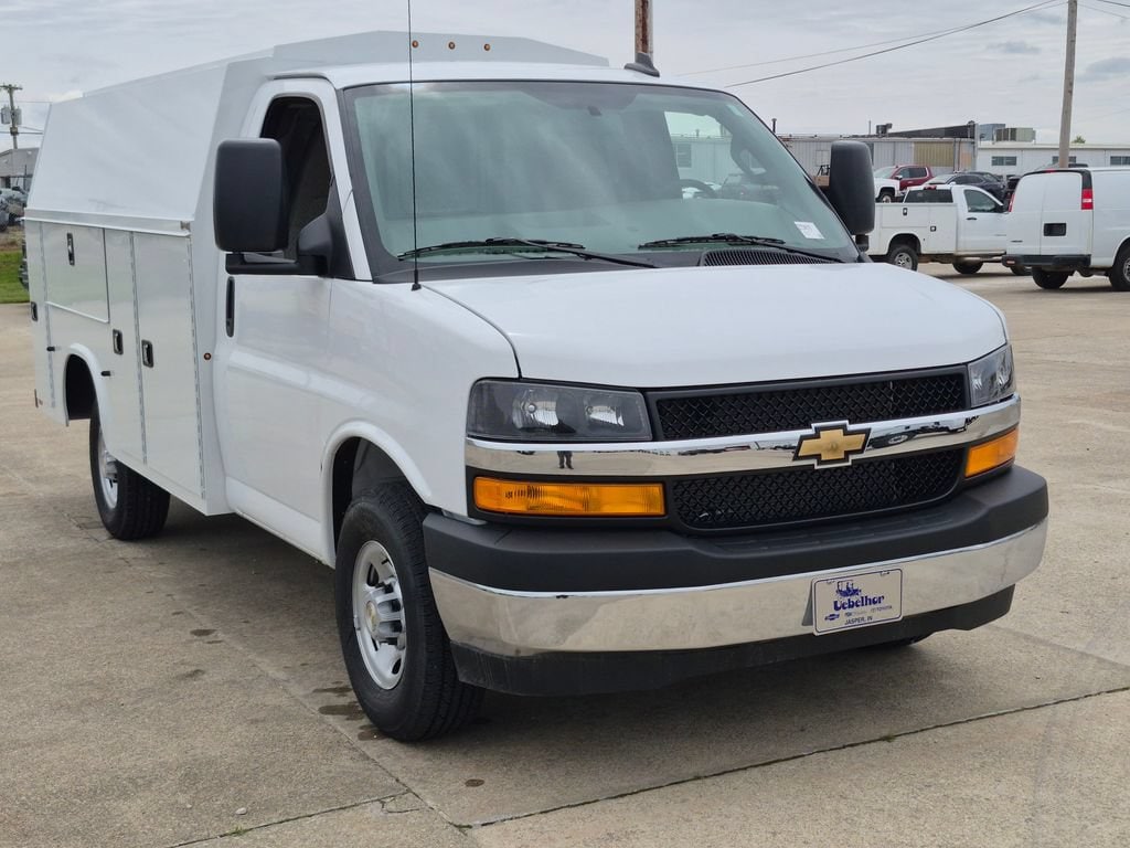 2026 Chevrolet Express Cutaway