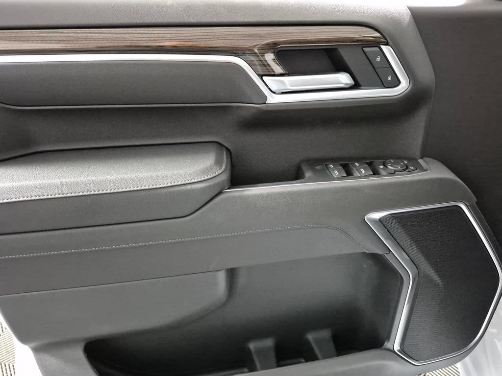 2026 Chevrolet Silverado 1500 LT - Photo 15