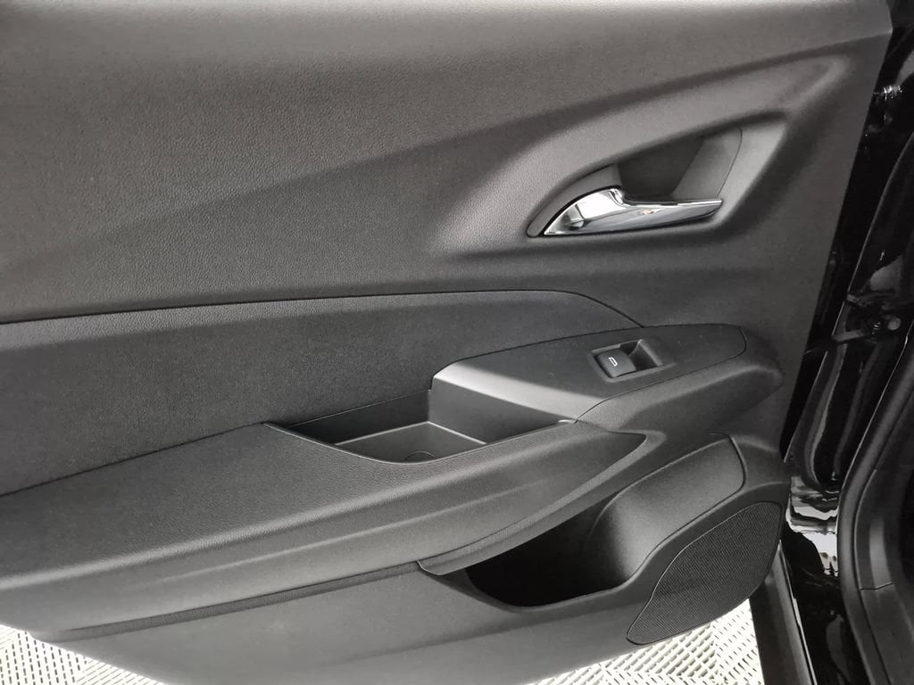 2026 Chevrolet Trax RS - Photo 25