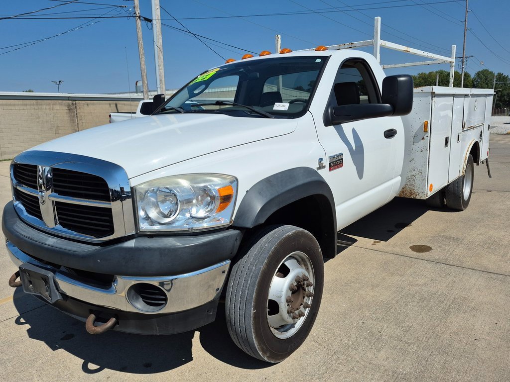 2009 Dodge Ram 5500 ST photo 3