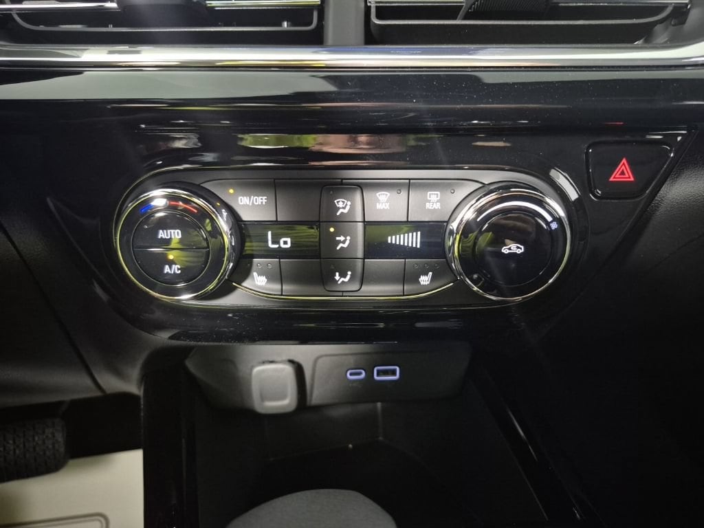 2026 Chevrolet Trax RS - Photo 14