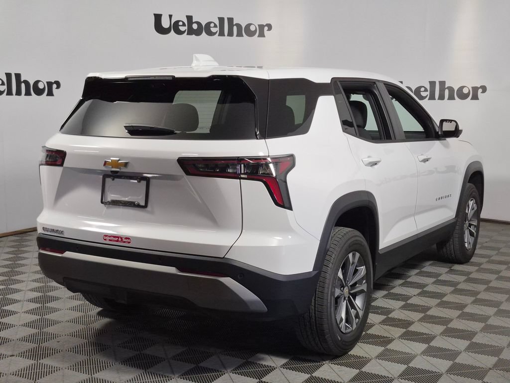 2027 Chevrolet Equinox LT - Photo 7