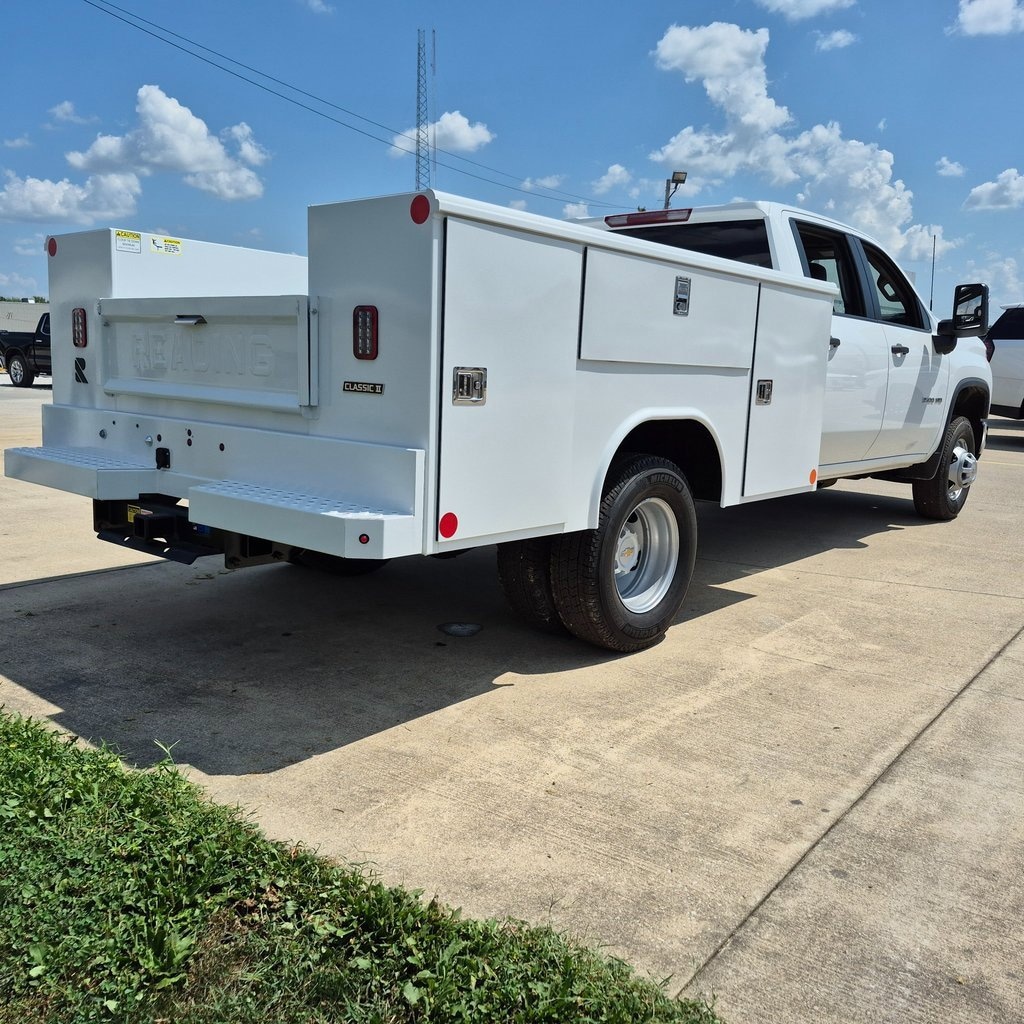 New 2025 Chevrolet Silverado 3500 HD Chassis Cab Work Truck Truck