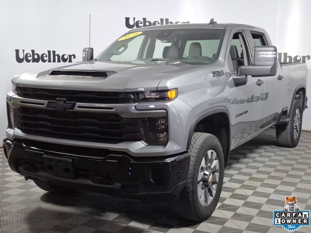 Used 2024 Chevrolet Silverado 2500 HD Custom Truck