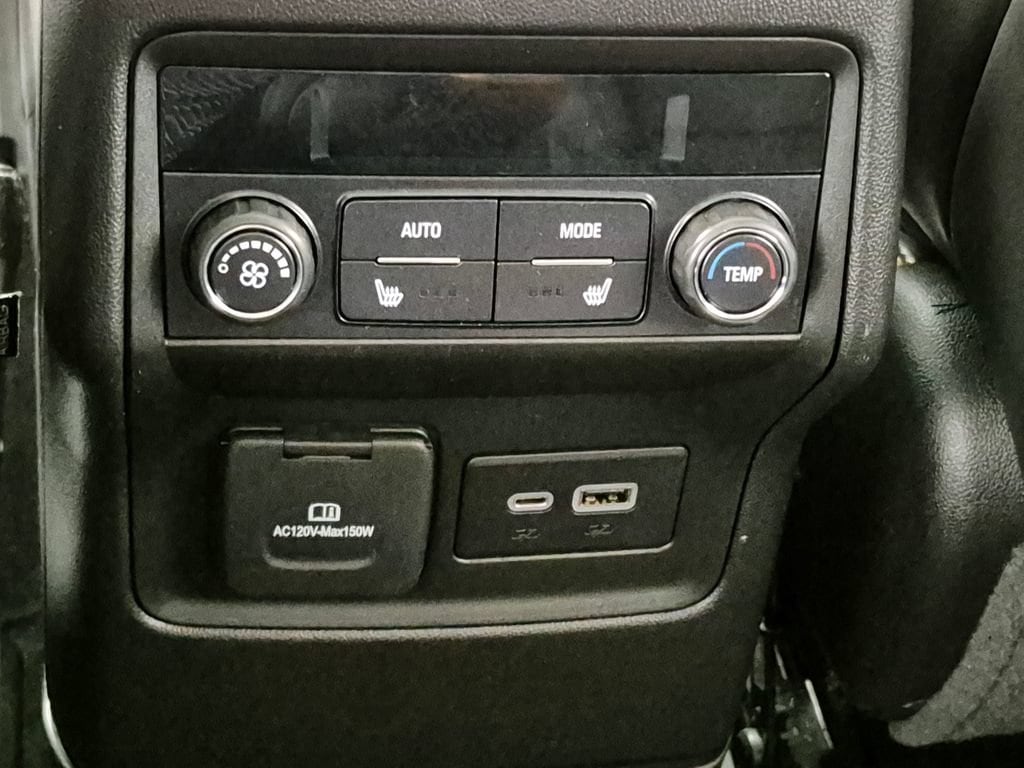 2022 GMC Acadia AT4 - Photo 27