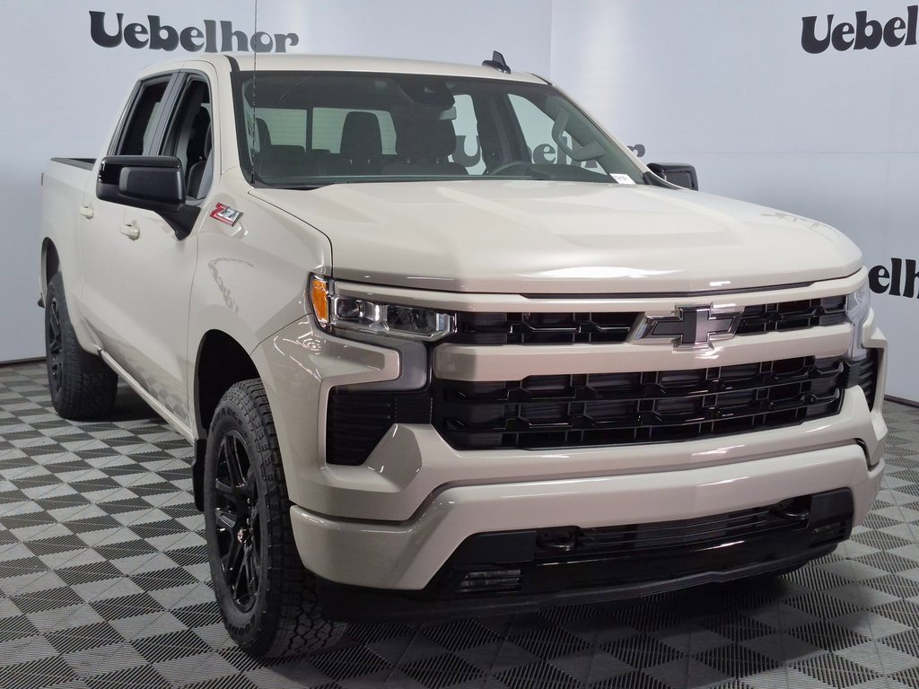 2026 Chevrolet Silverado Base's photo