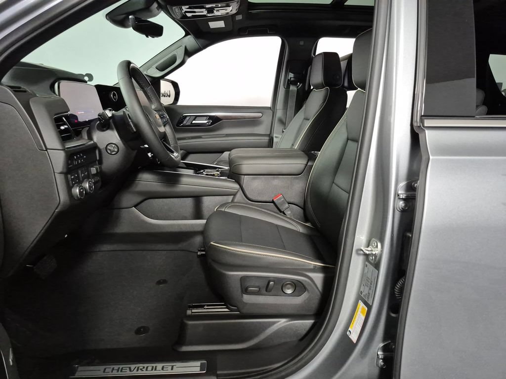 2026 Chevrolet Tahoe Premier - Photo 9
