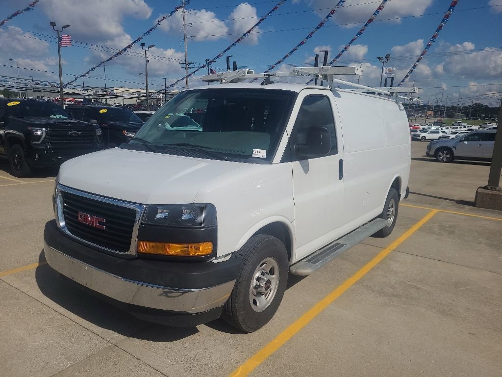 2020 GMC Savana 2500's photo