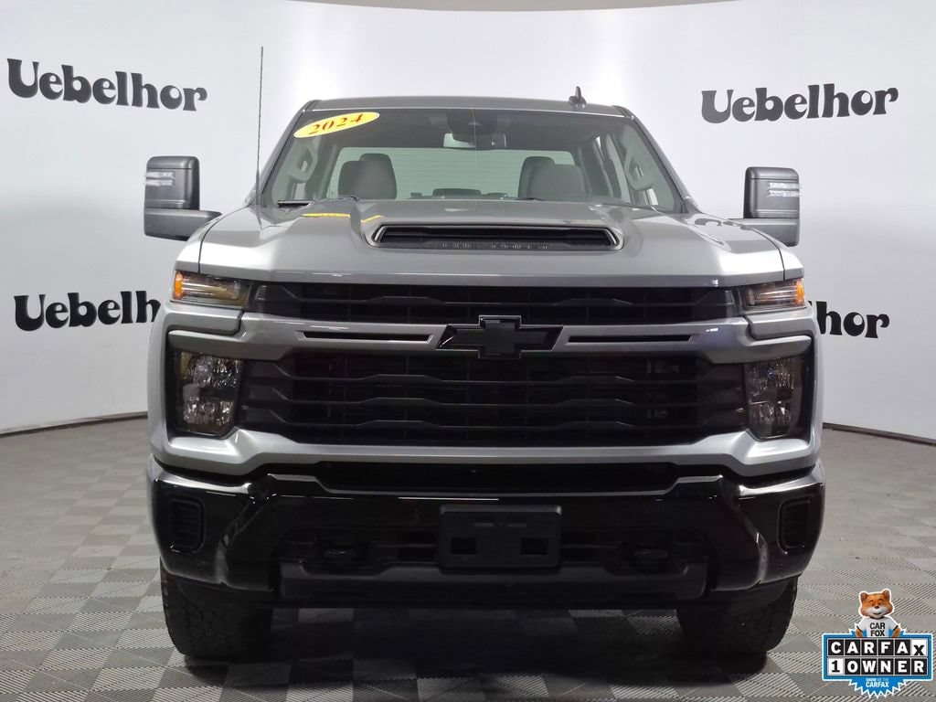 Used 2024 Chevrolet Silverado 2500 HD Custom Truck