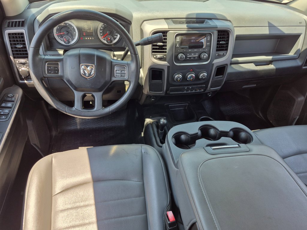 2014 Ram 3500 Tradesman SLT Laramie photo 2