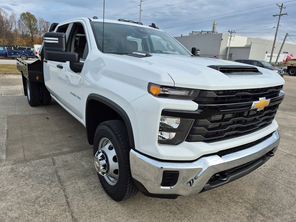 New 2025 Chevrolet Silverado 3500 HD Chassis Cab Work Truck Truck