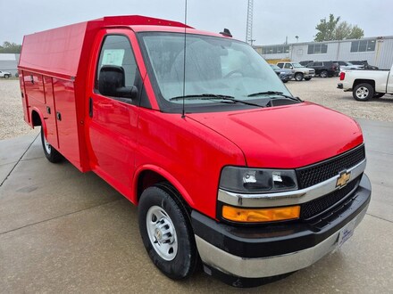 2024 Chevrolet Express Cutaway 3500 1WT Cutaway Van