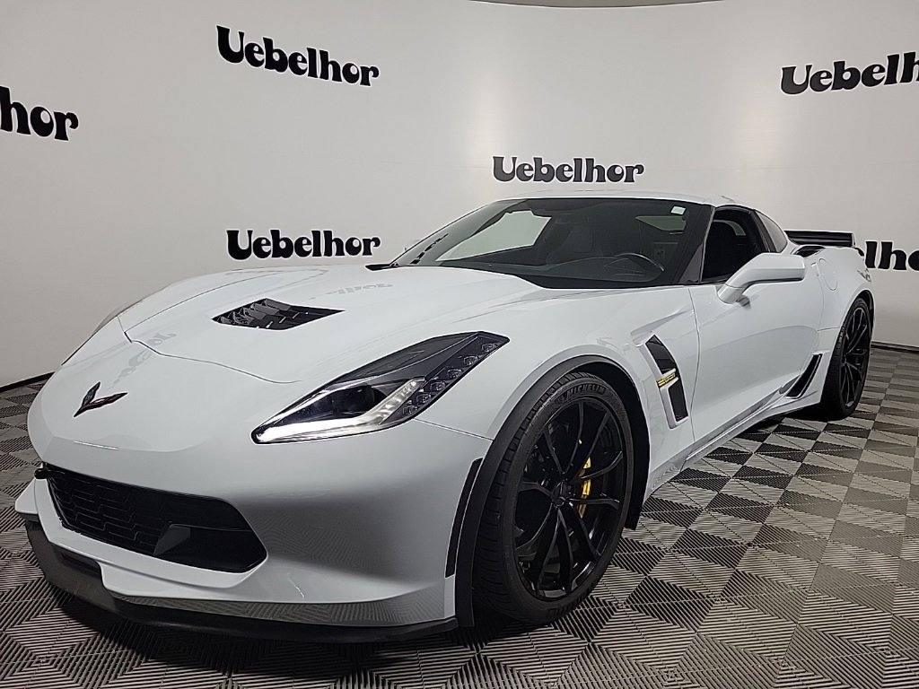2019 Chevrolet Corvette Grand Sport 1LT photo 3