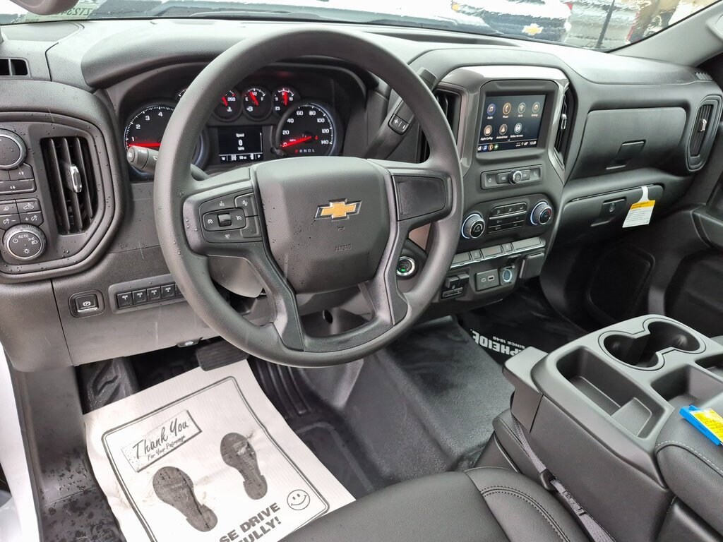 New 2025 Chevrolet Silverado 3500 HD Chassis Cab Work Truck Truck