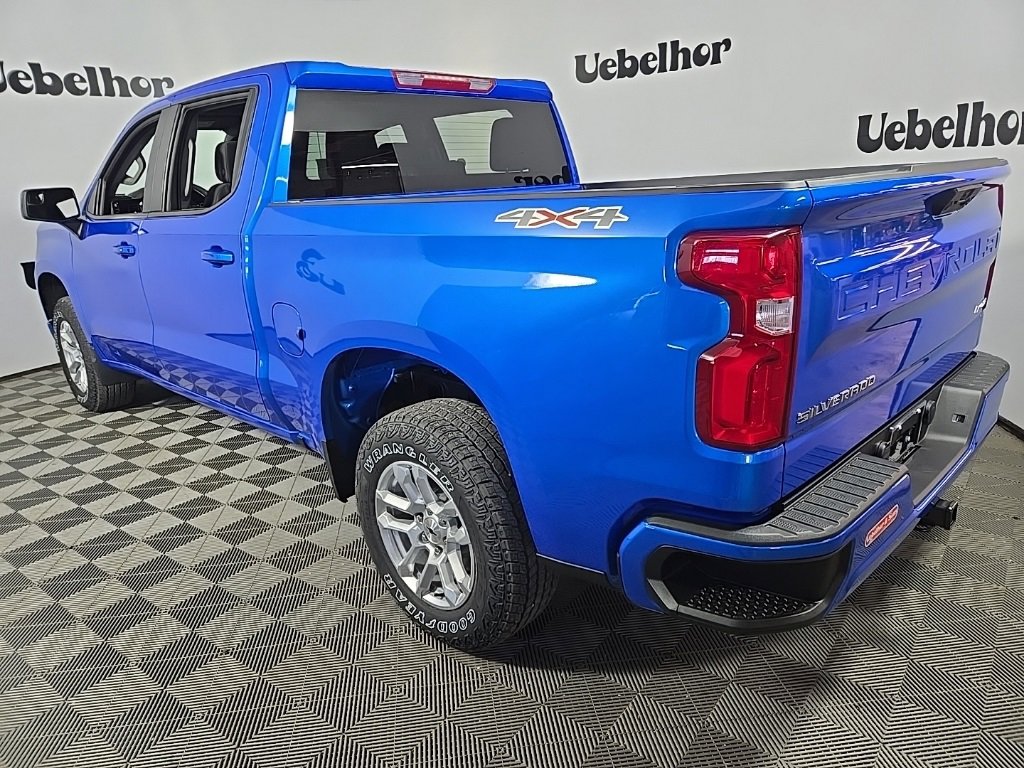 2025 Chevrolet Silverado 1500 RST photo 4