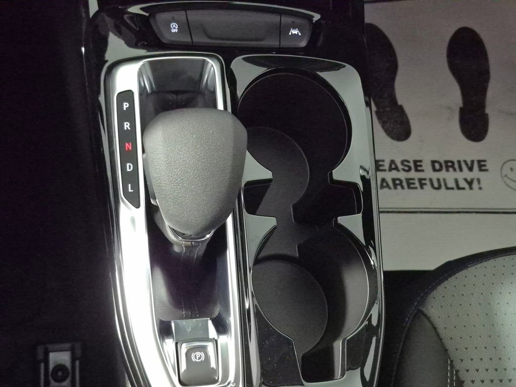 2026 Chevrolet Trax LT - Photo 17