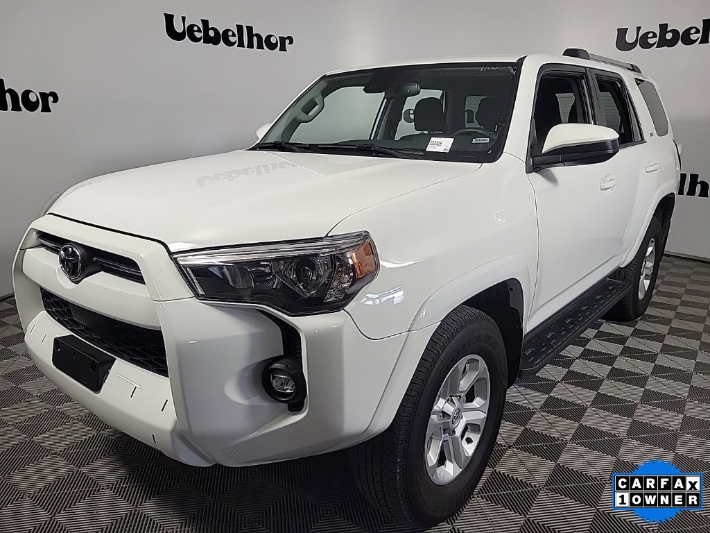 2024 Toyota 4Runner SR5 photo 3
