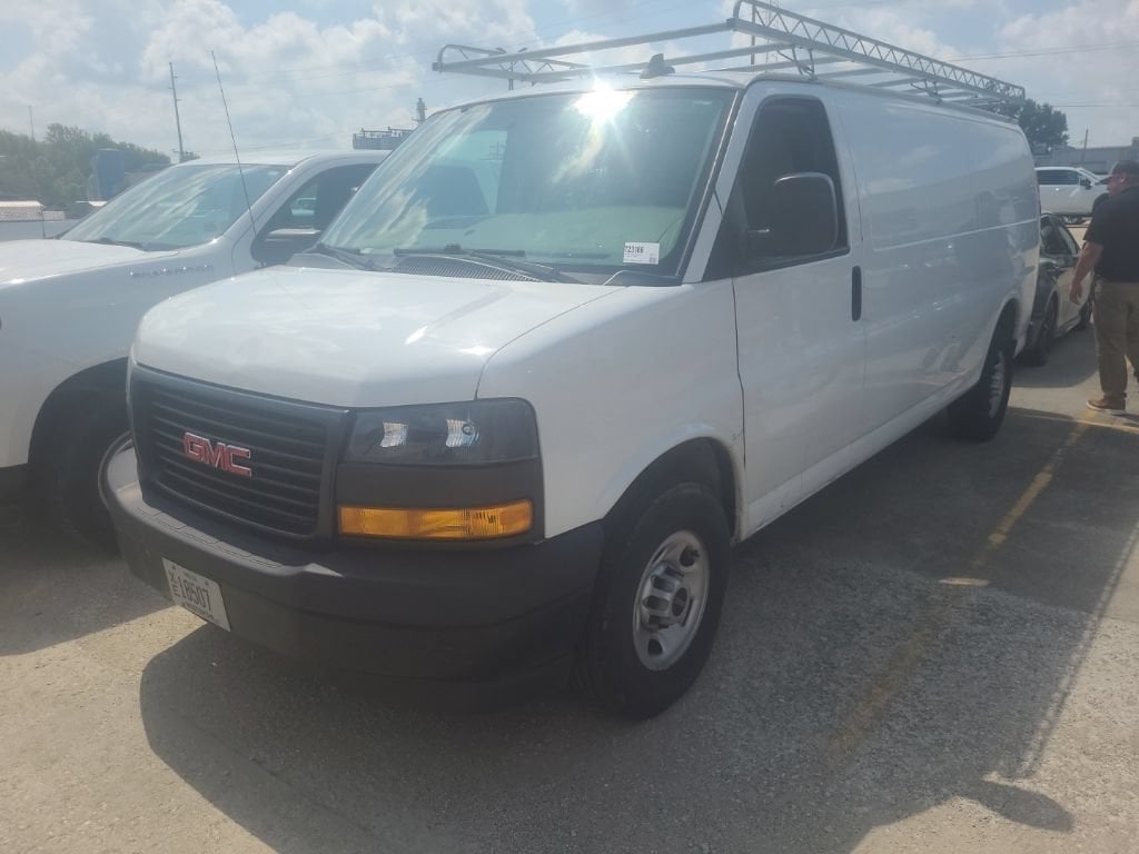 2020 GMC Savana 2500 Ext WB's photo