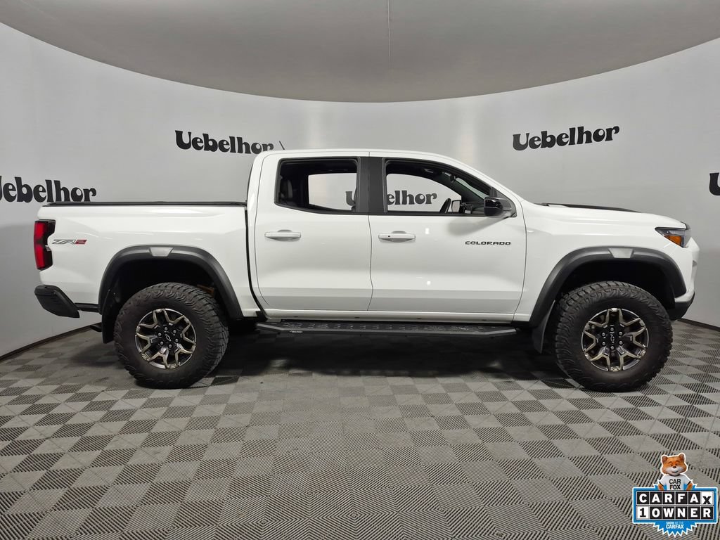 2024 Chevrolet Colorado ZR2 - Photo 9