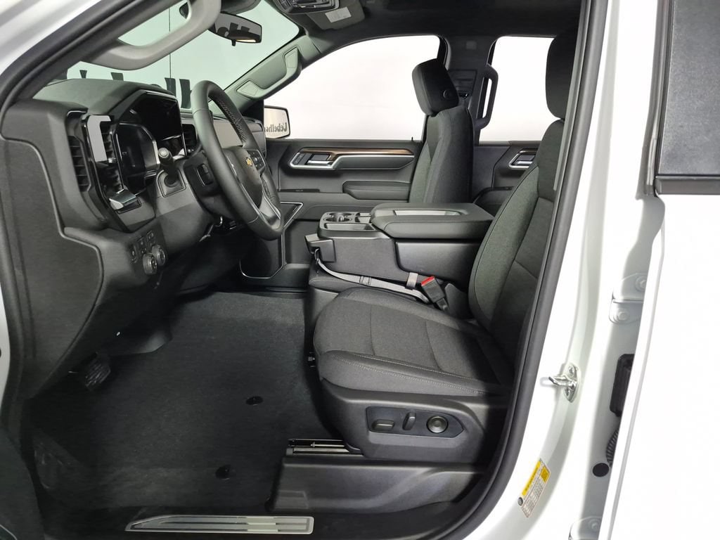 2026 Chevrolet Silverado 1500 LT - Photo 9