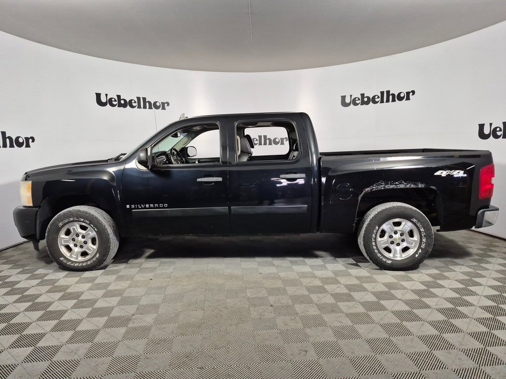 Used 2007 Chevrolet Silverado 1500 LT w/2LT Truck Crew Cab