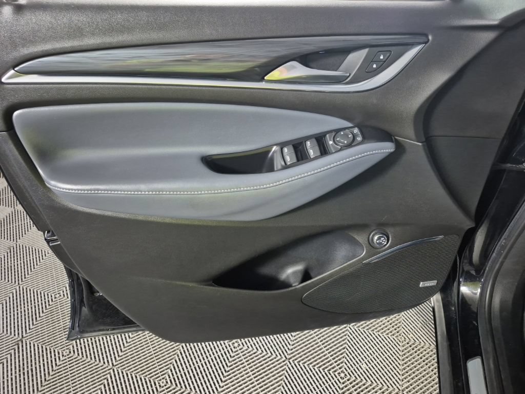 2023 Buick Enclave Essence - Photo 6