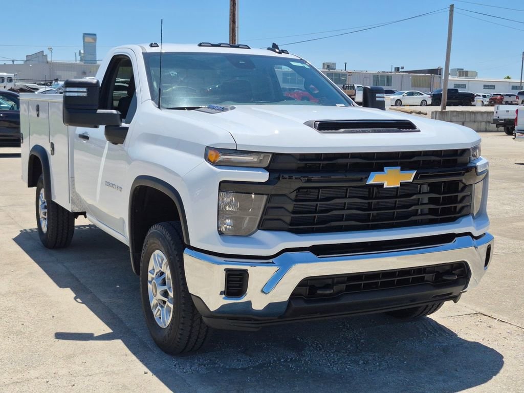 2026 Chevrolet Silverado HD's photo