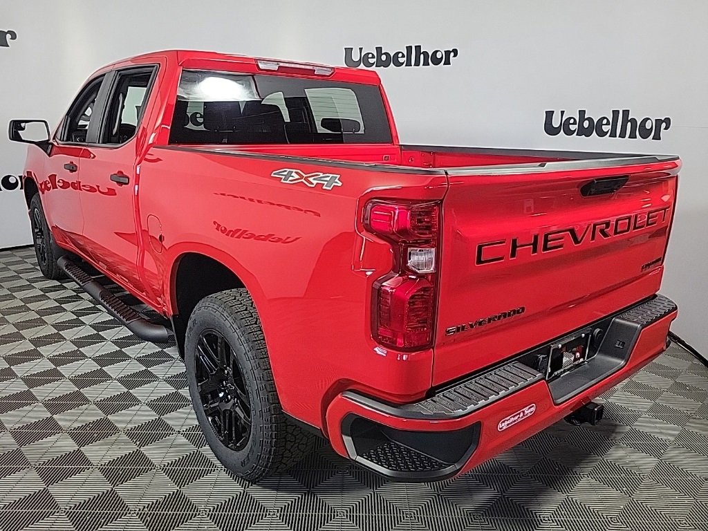 2026 Chevrolet Silverado 1500 Custom photo 4